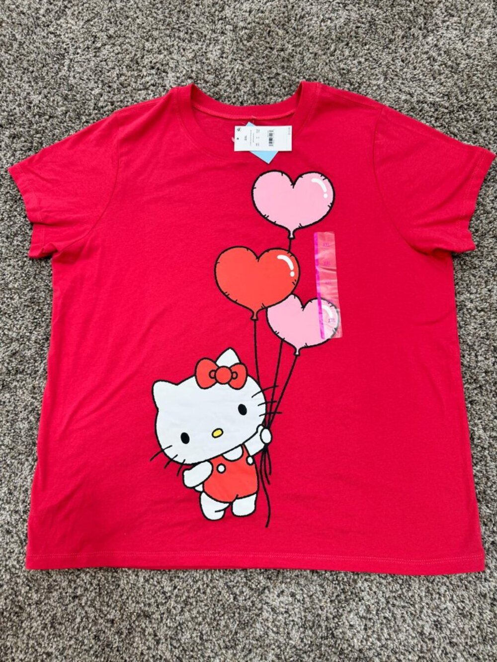 Hello Kitty Heart Balloon Graphic T Shirt Womens XXL Pink Sanrio NWT - Picture 5 of 11